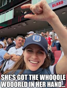 Whooole memes