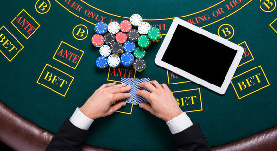 Internetinis pokeris už pinigus