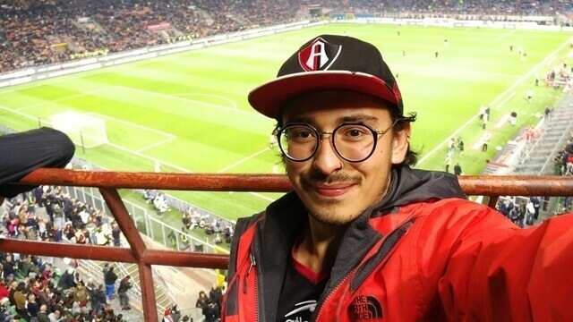 rodrigo valencia creador de textos profesional de JB