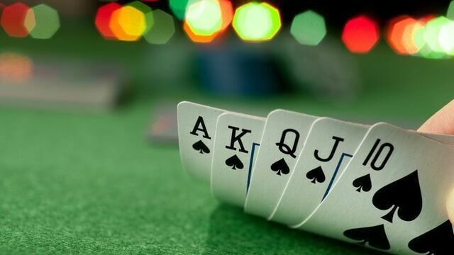 грати в покер онлайн на Покерматч 