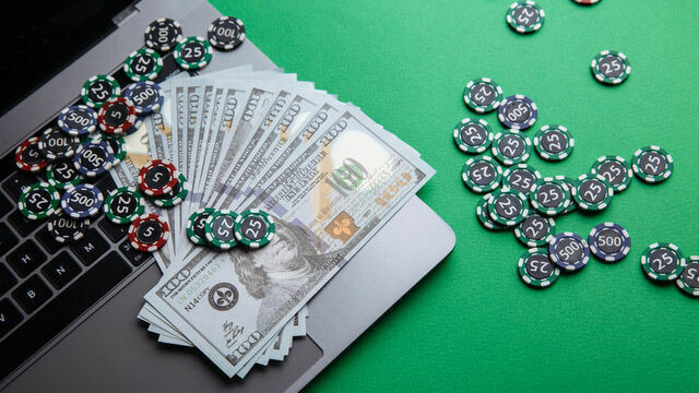Грати в казино казино азарт покер случайность